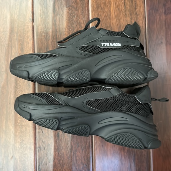 Steve Madden Possession Black Sneakers - Picture 3 of 7